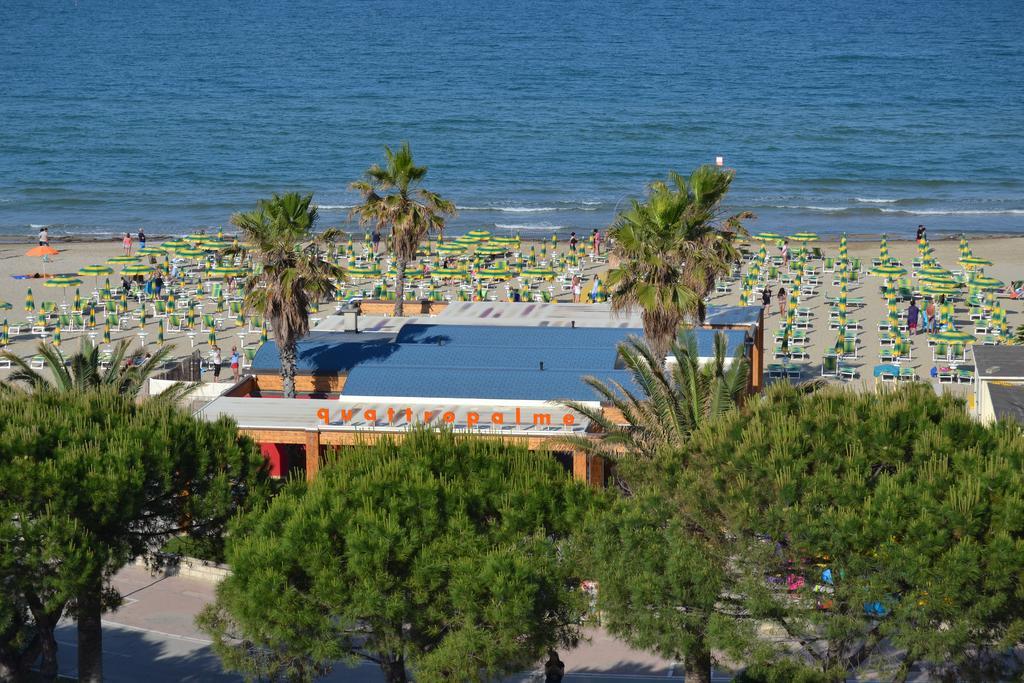 Hotel Quattropalme Tortoreto Εξωτερικό φωτογραφία